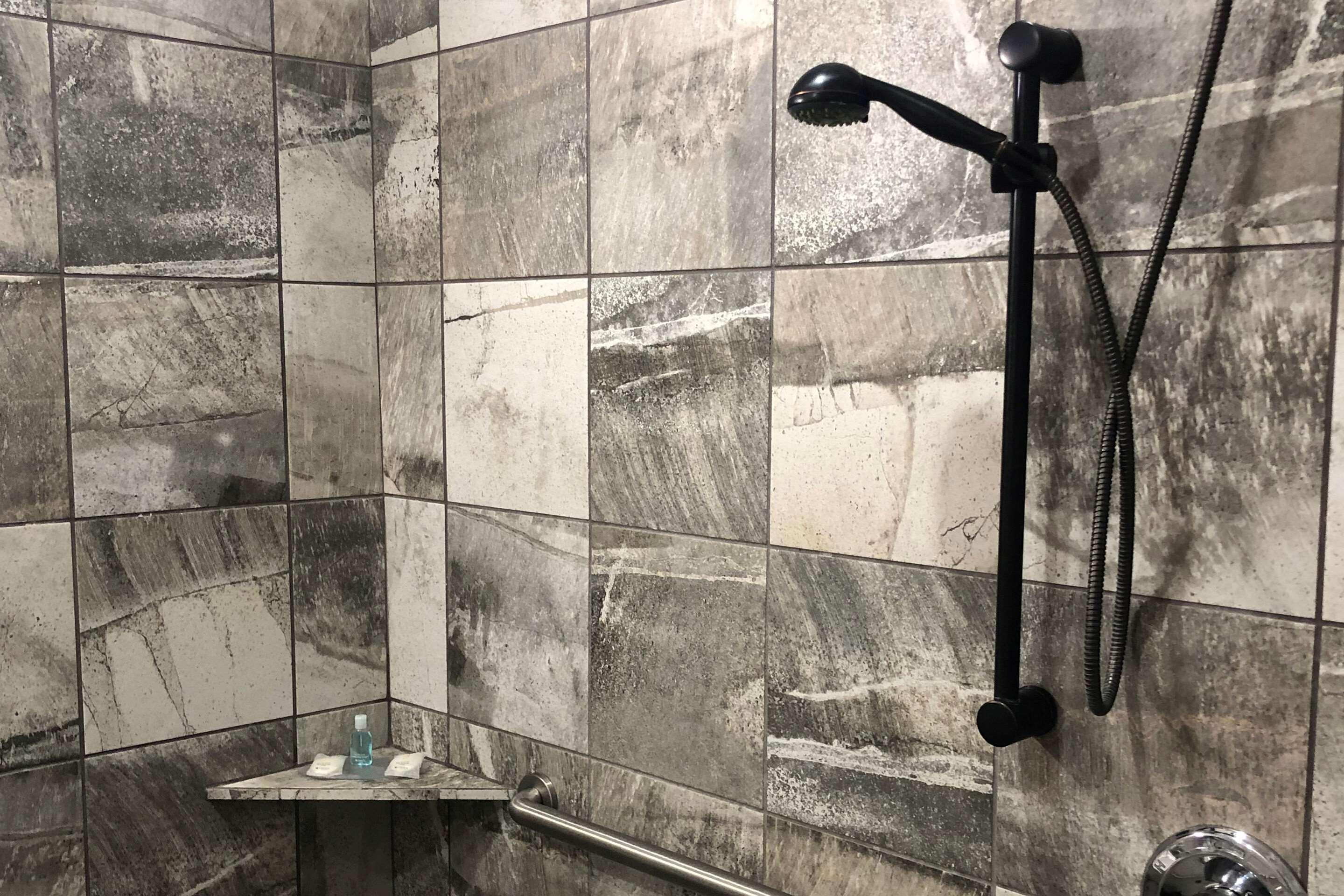 Mainstay Suites Одеса Екстериор снимка
