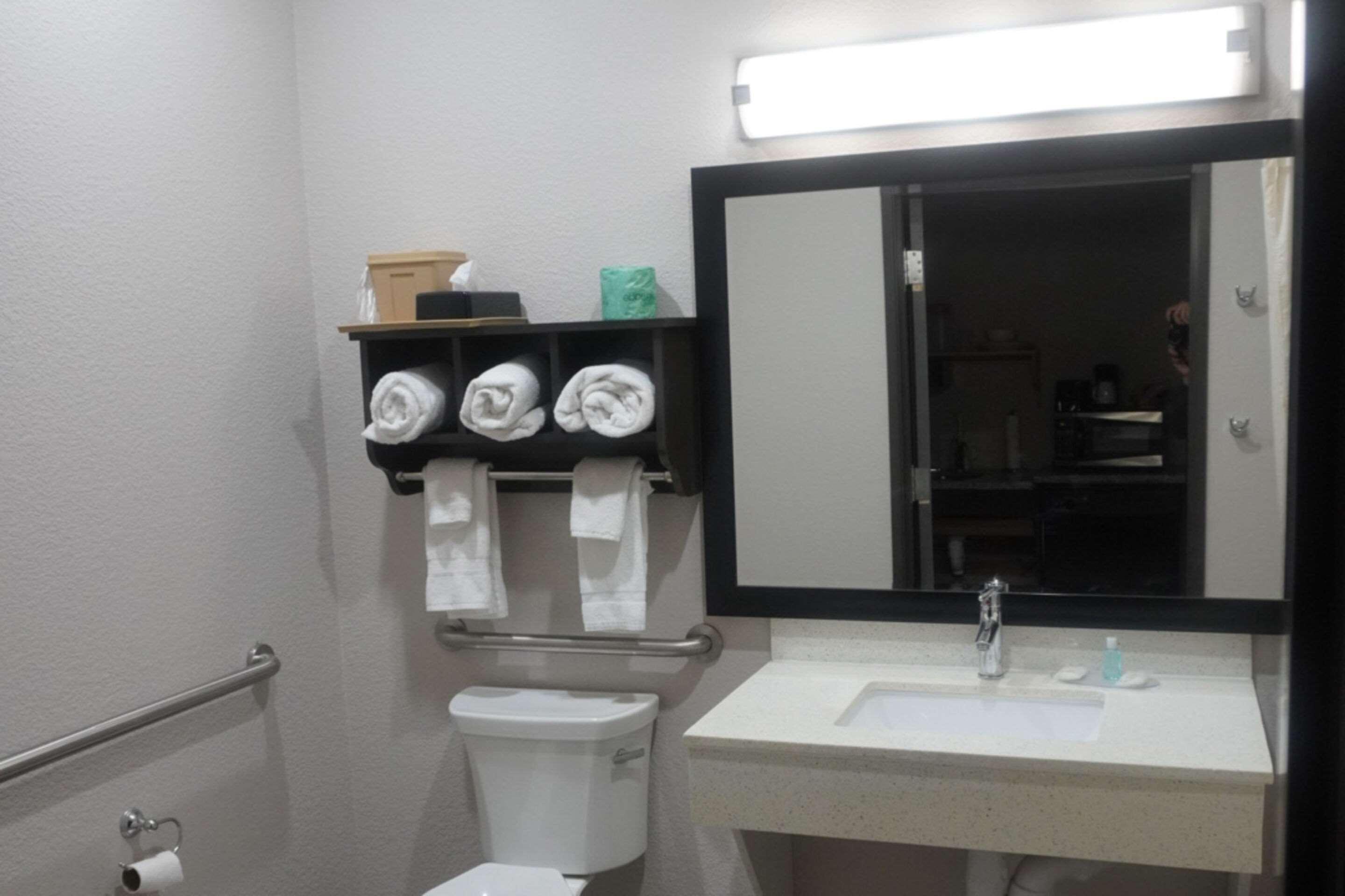 Mainstay Suites Одеса Екстериор снимка
