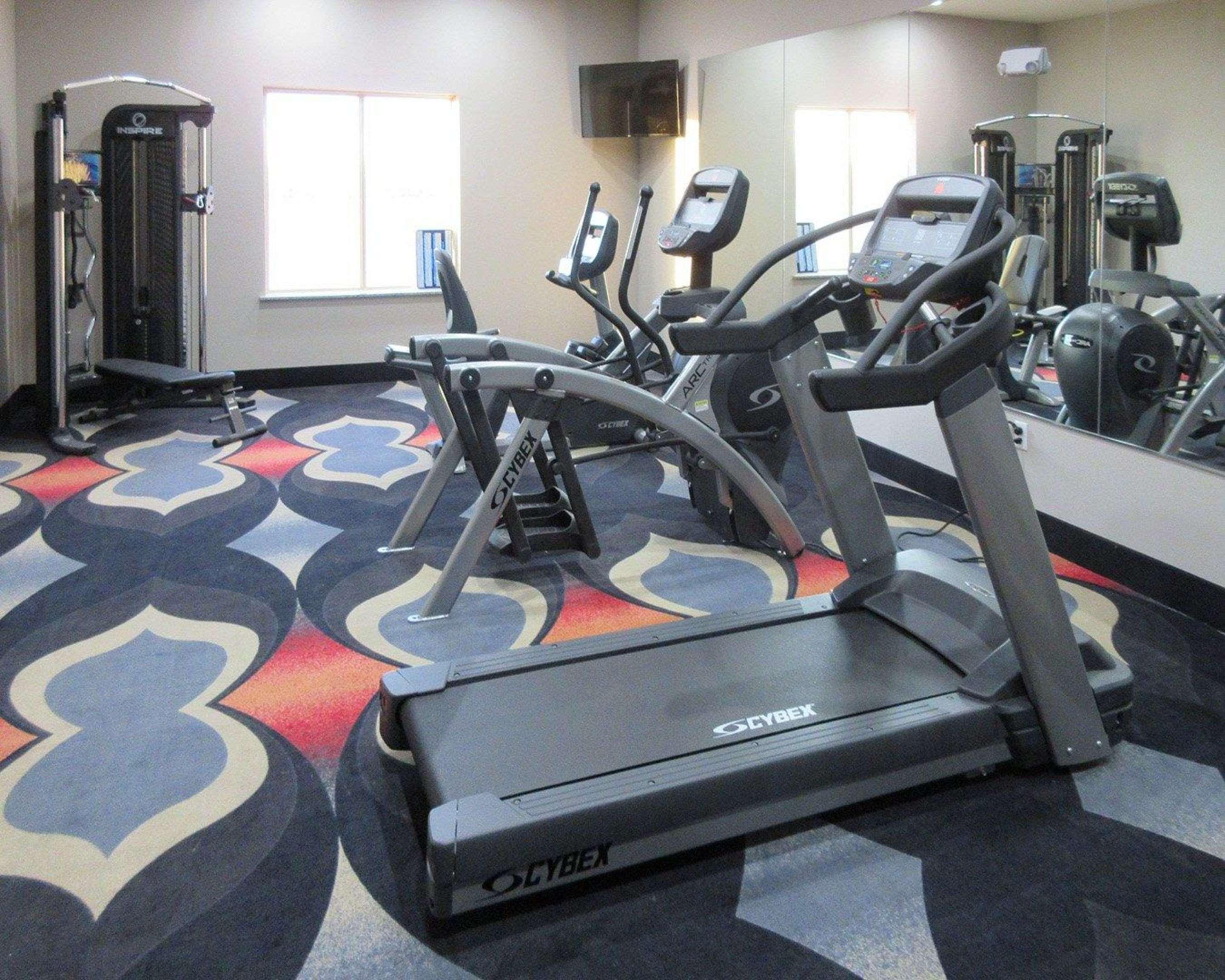 Mainstay Suites Одеса Екстериор снимка
